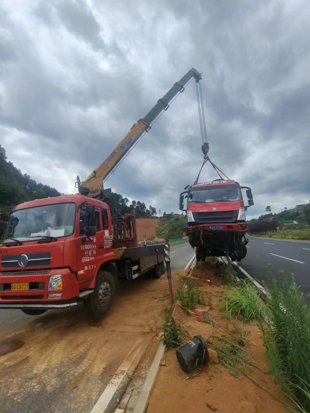 阳山县吊车出租公司在日常生活中对吊车要怎样检查