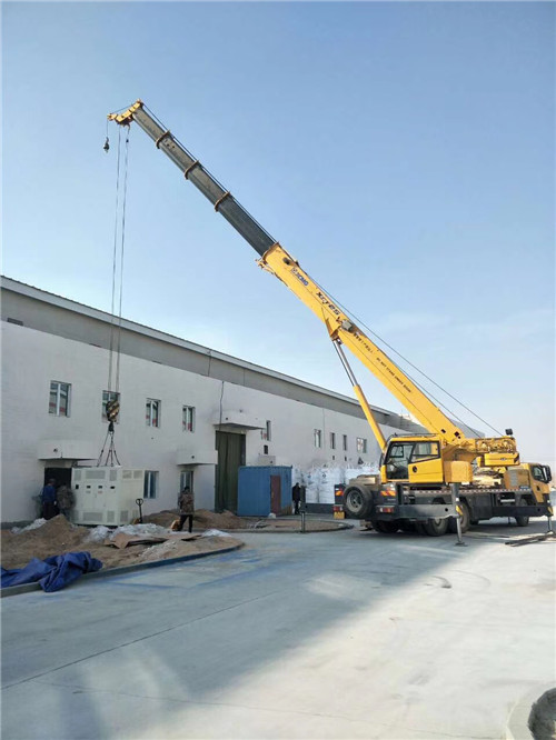 阳山县“超载就喊停”—— 吊车的 “重量保镖” 技术