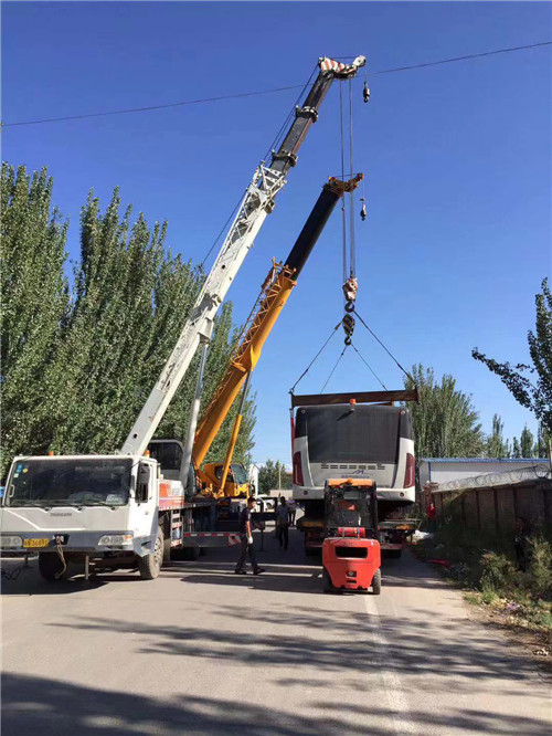 阳山县港口集装箱搬运案例